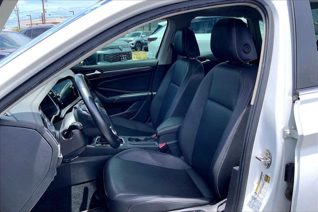 Thumbnail: 2019 Volkswagen Jetta - 11