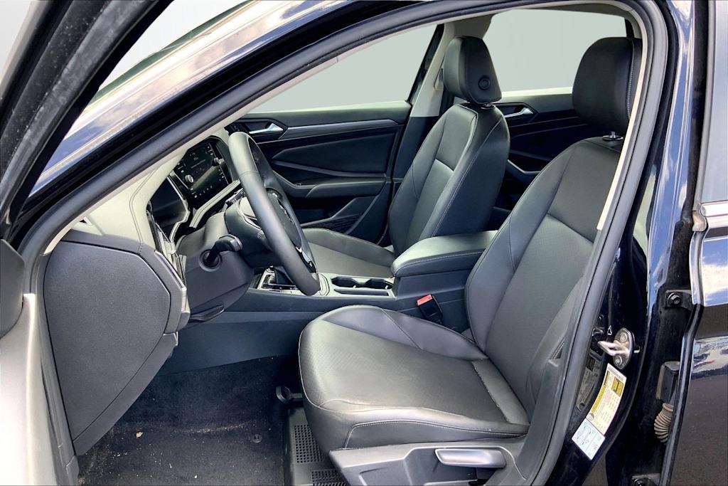 Thumbnail: 2020 Volkswagen Jetta - 11