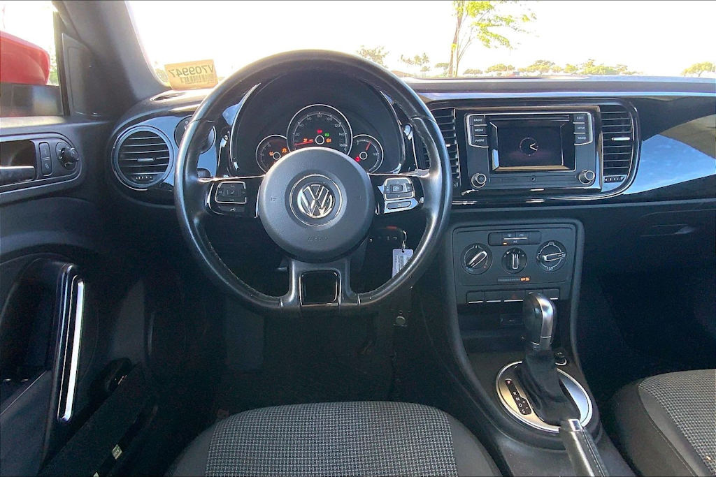 Thumbnail: 2019 Volkswagen Beetle - 14