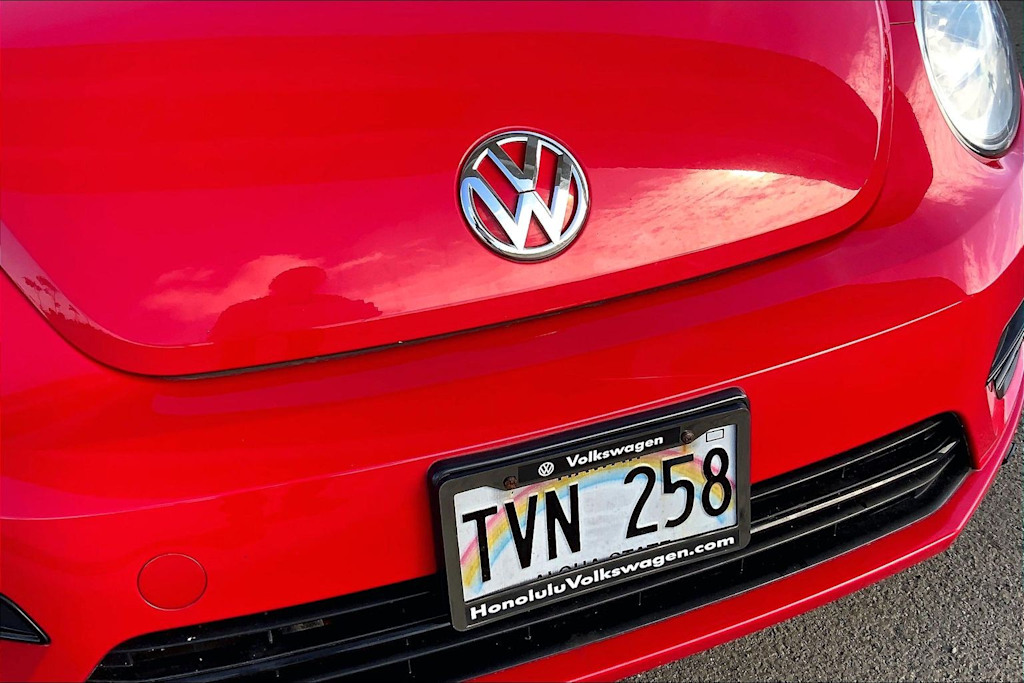 Thumbnail: 2019 Volkswagen Beetle - 32