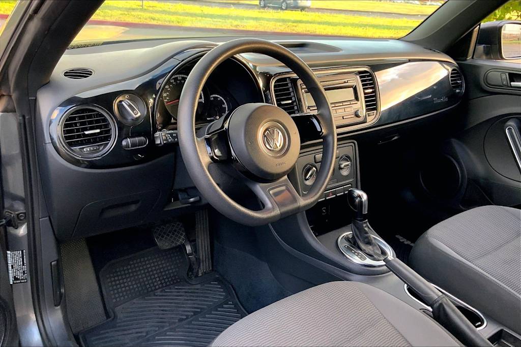 Thumbnail: 2013 Volkswagen Beetle - 2