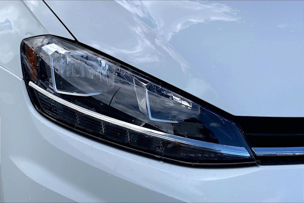 Thumbnail: 2019 Volkswagen Golf - 31