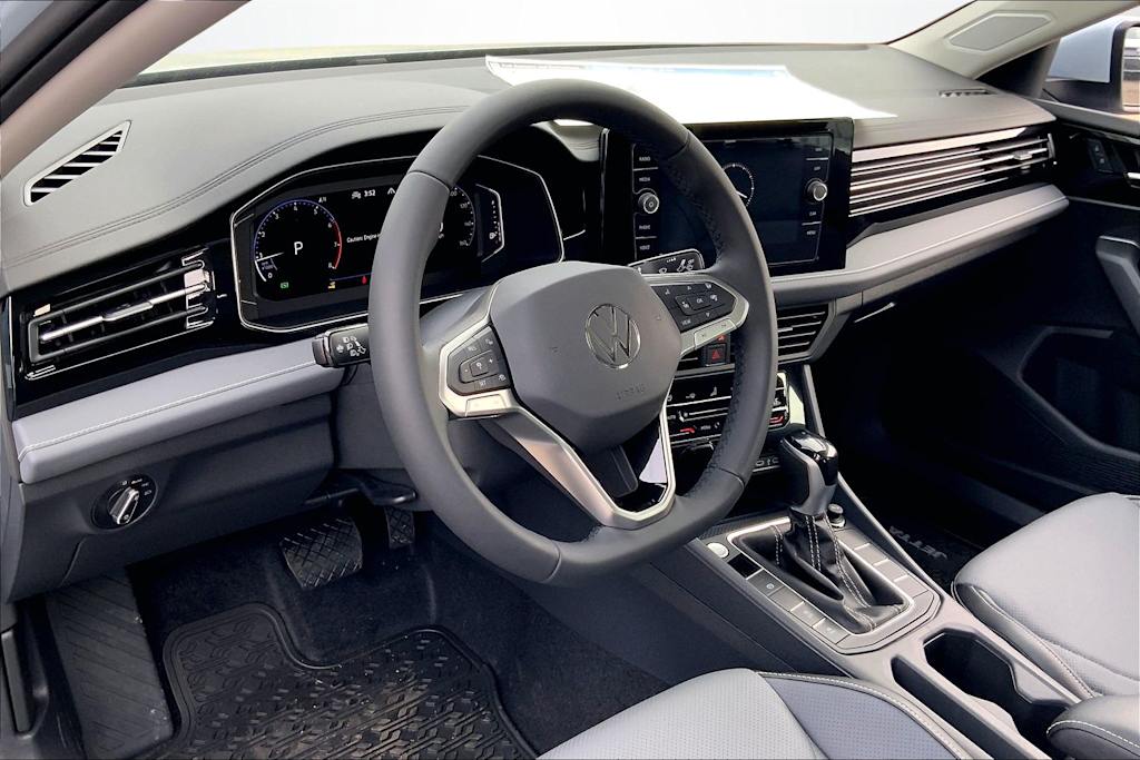 Thumbnail: 2026 Volkswagen Jetta - 2
