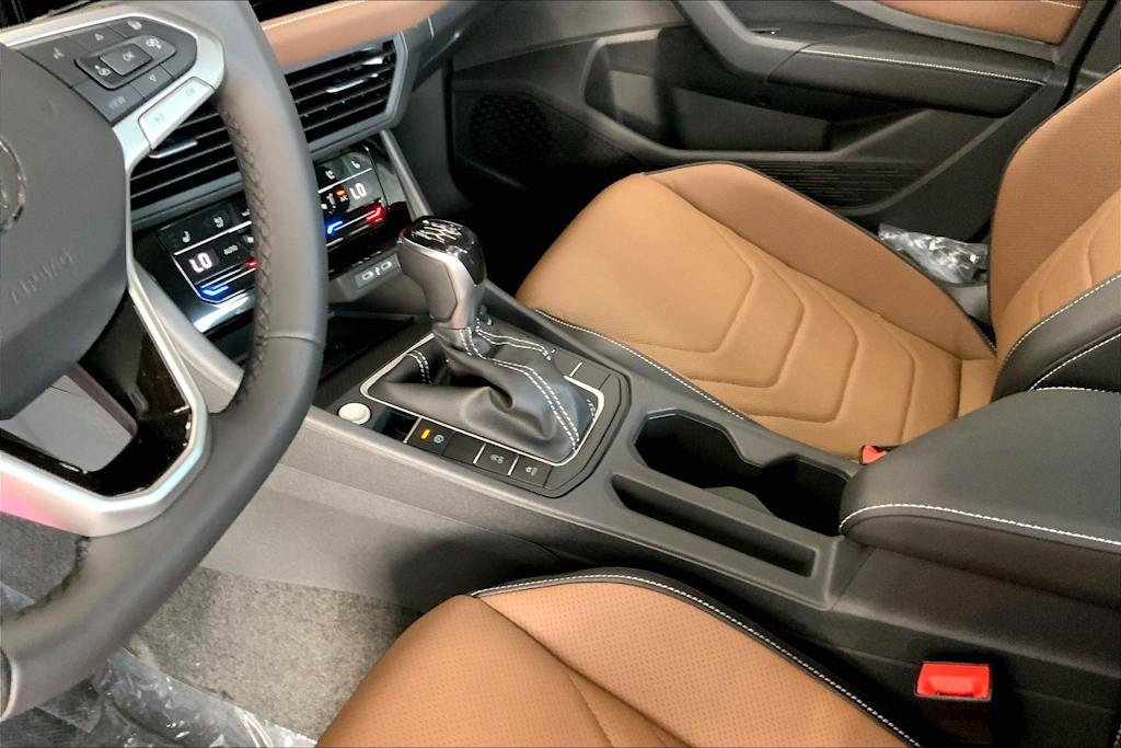 Thumbnail: 2026 Volkswagen Jetta - 16