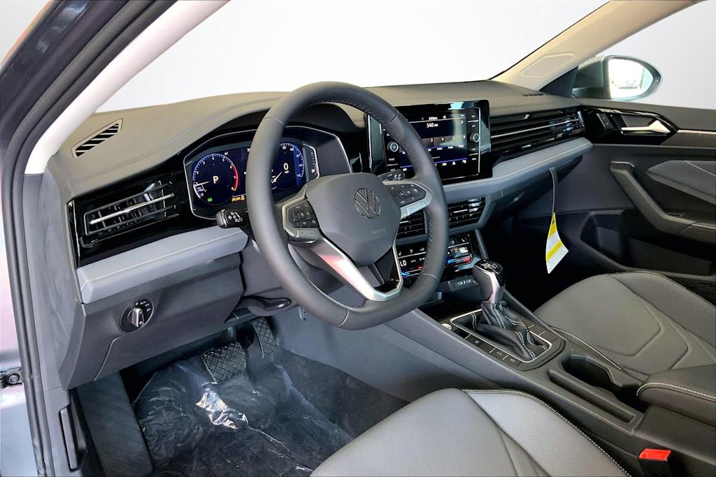 Thumbnail: 2026 Volkswagen Jetta - 2