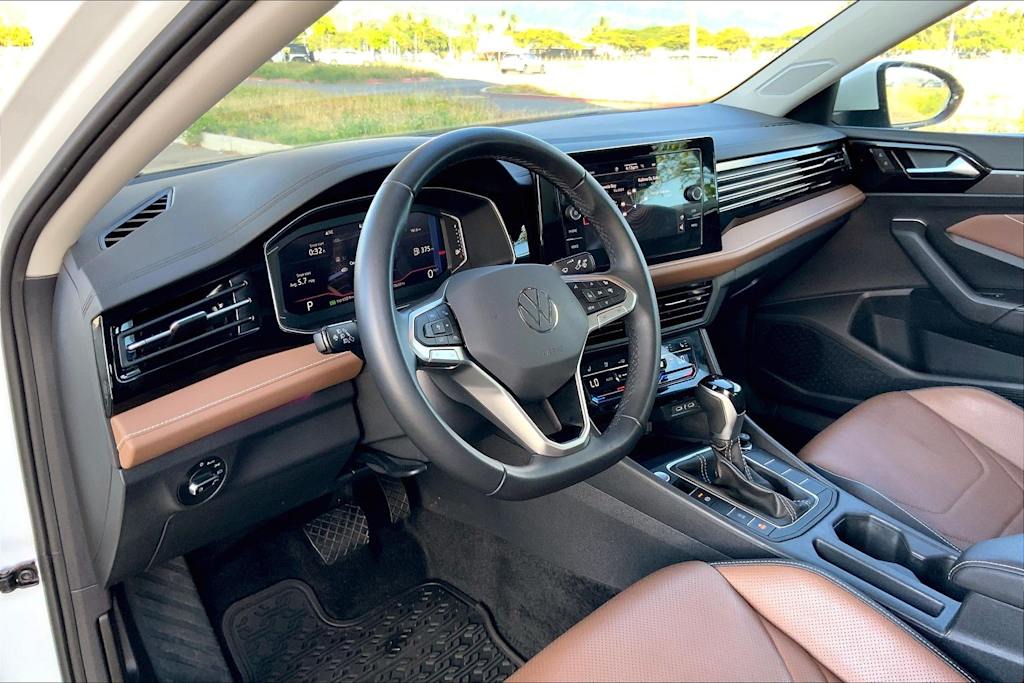 Thumbnail: 2025 Volkswagen Jetta - 2