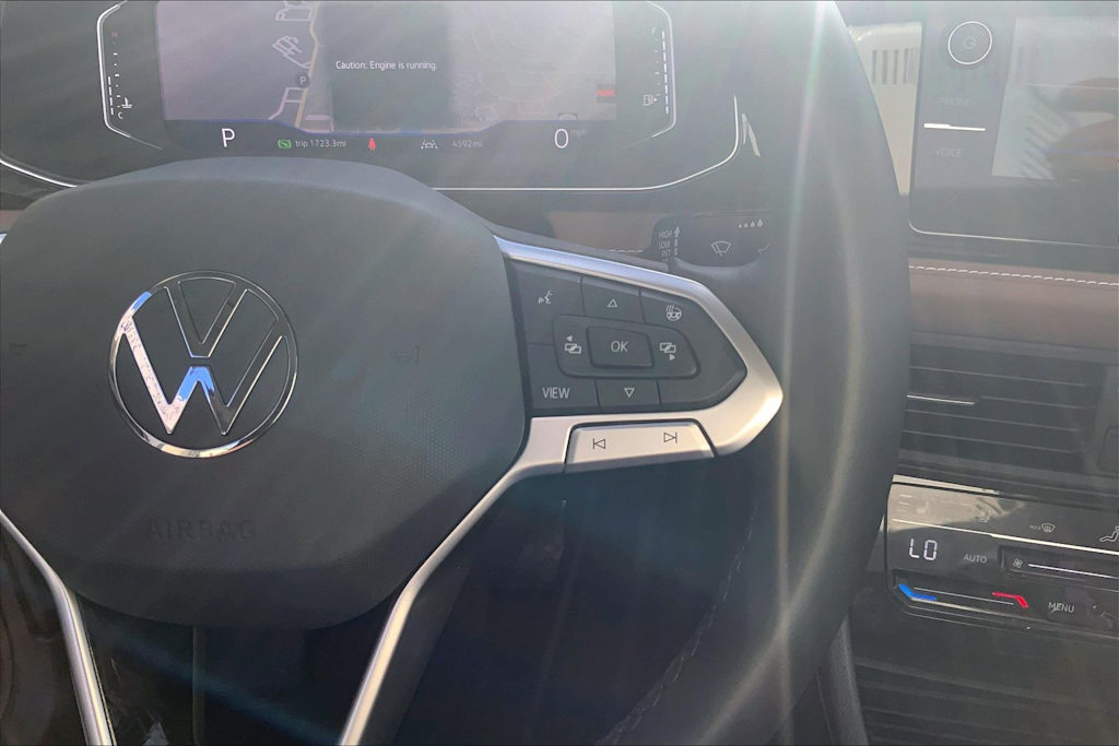 Thumbnail: 2025 Volkswagen Jetta - 25