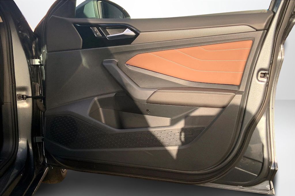 Thumbnail: 2025 Volkswagen Jetta - 28