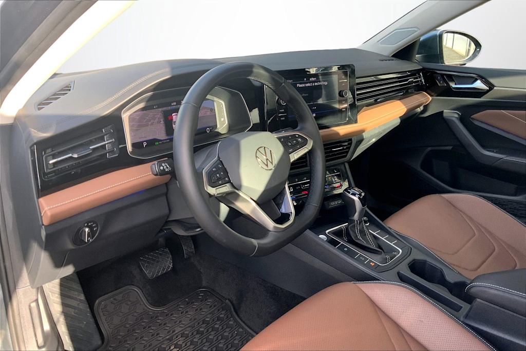 Thumbnail: 2025 Volkswagen Jetta - 2