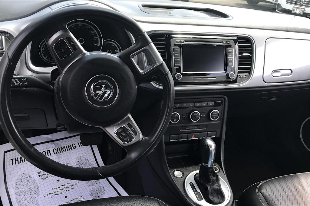 Thumbnail: 2014 Volkswagen Beetle - 9