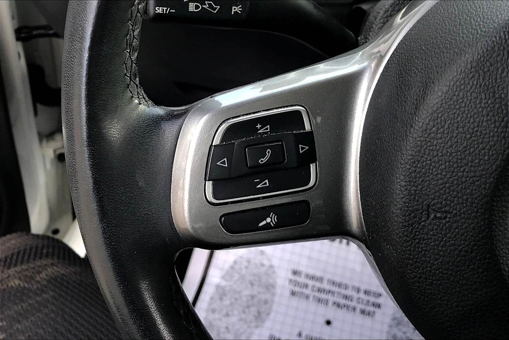 Thumbnail: 2014 Volkswagen Beetle - 24