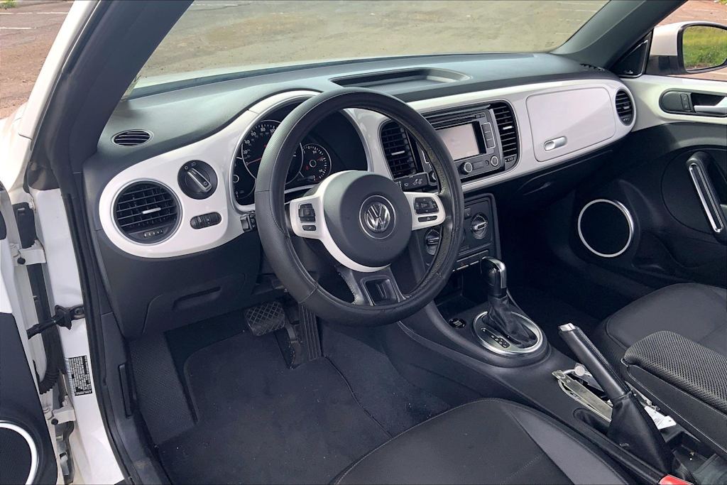 Thumbnail: 2012 Volkswagen Beetle - 2