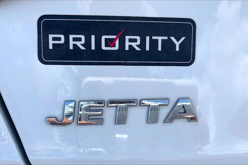Thumbnail: 2021 Volkswagen Jetta - 7