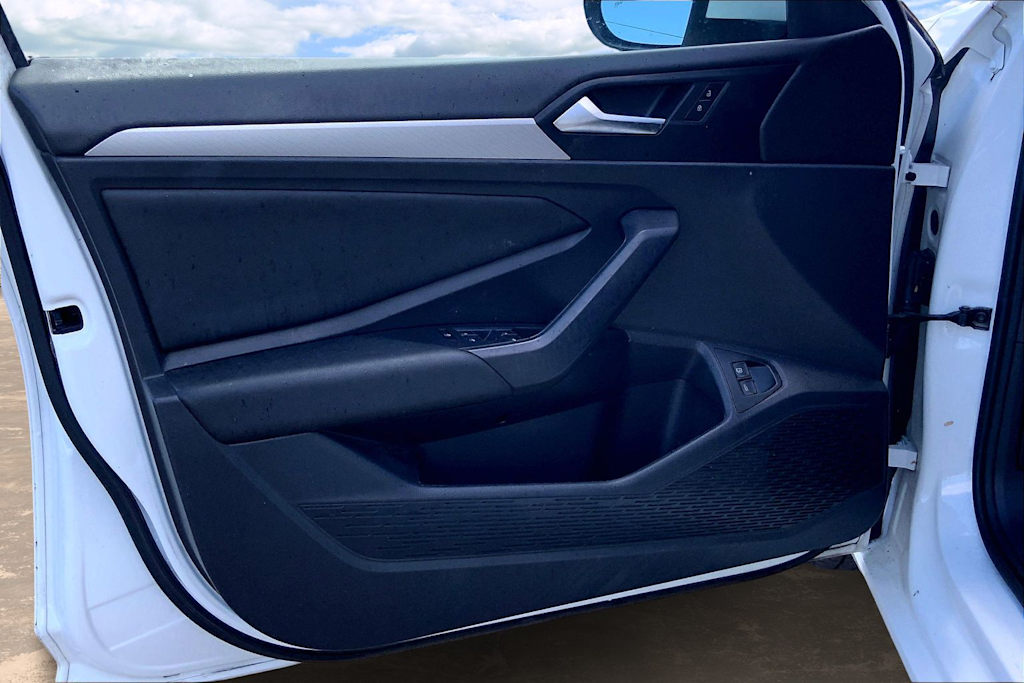 Thumbnail: 2021 Volkswagen Jetta - 28
