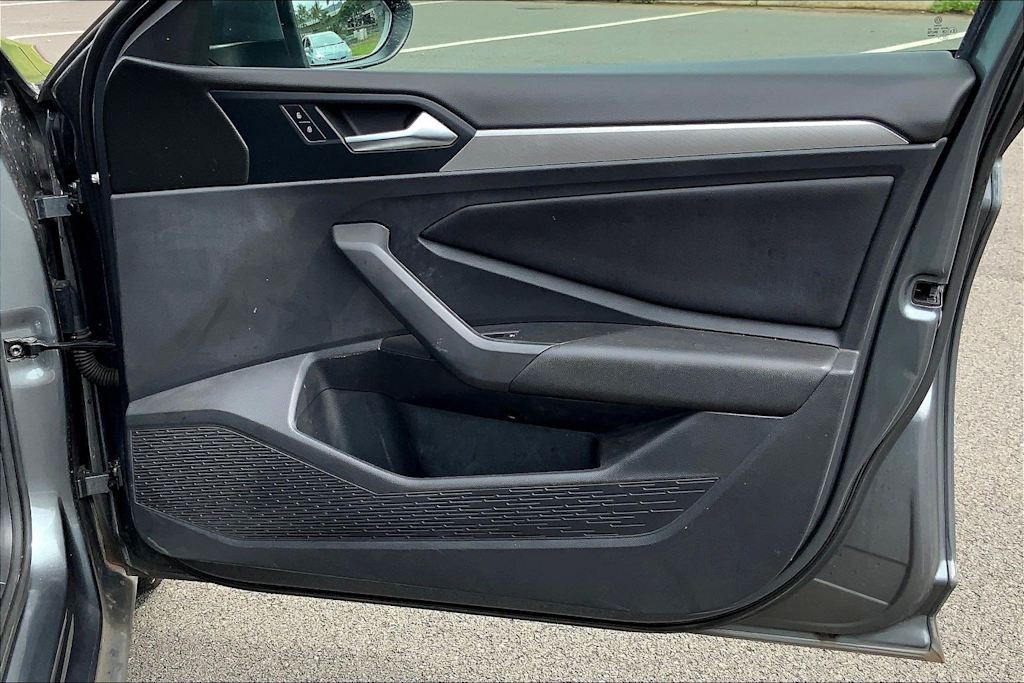 Thumbnail: 2019 Volkswagen Jetta - 28