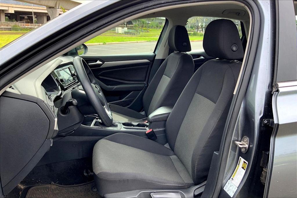 Thumbnail: 2019 Volkswagen Jetta - 11