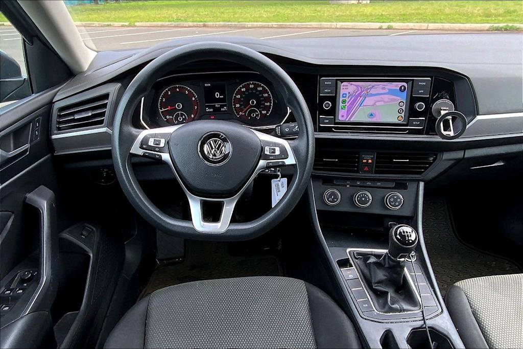 Thumbnail: 2019 Volkswagen Jetta - 14