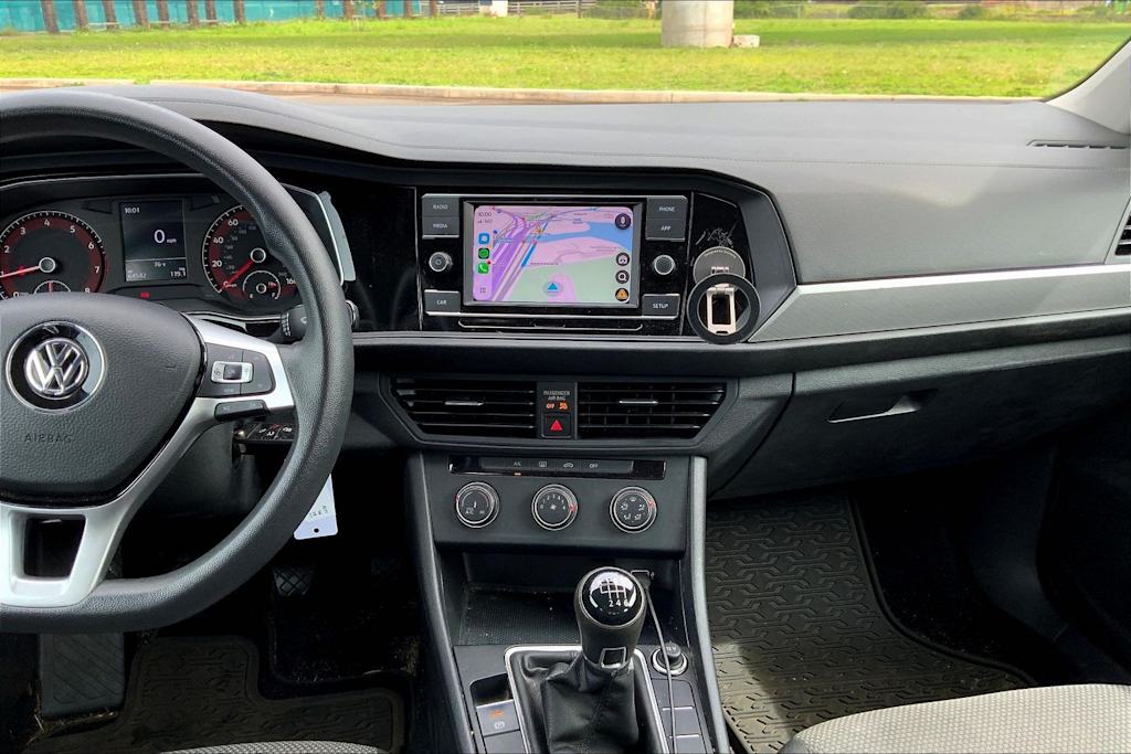 Thumbnail: 2019 Volkswagen Jetta - 15
