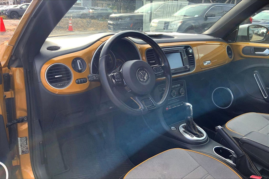 Thumbnail: 2016 Volkswagen Beetle - 2