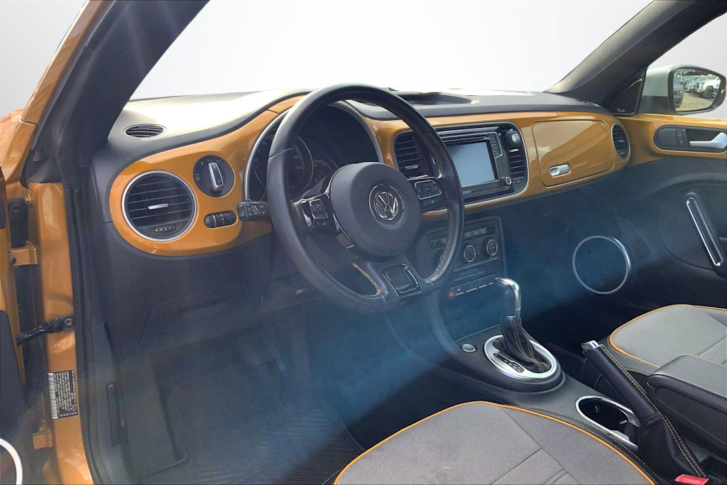 Thumbnail: 2016 Volkswagen Beetle - 2