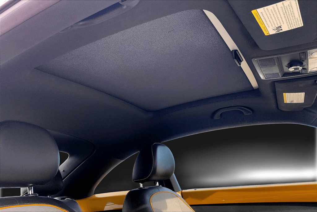 Thumbnail: 2016 Volkswagen Beetle - 29