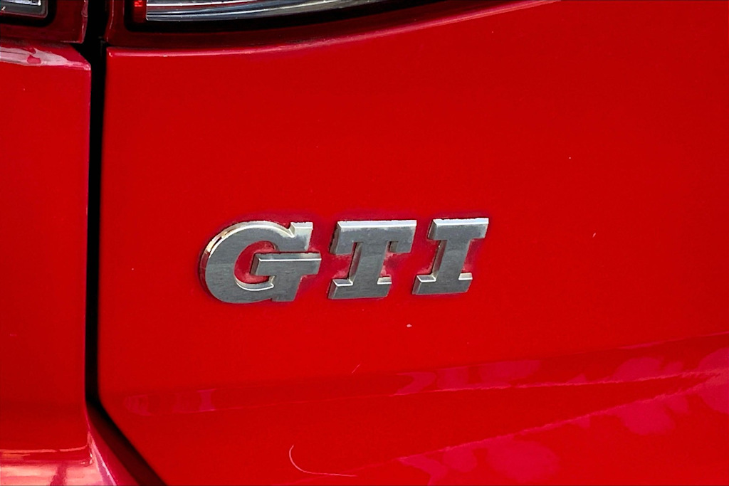 Thumbnail: 2015 Volkswagen Golf - 7