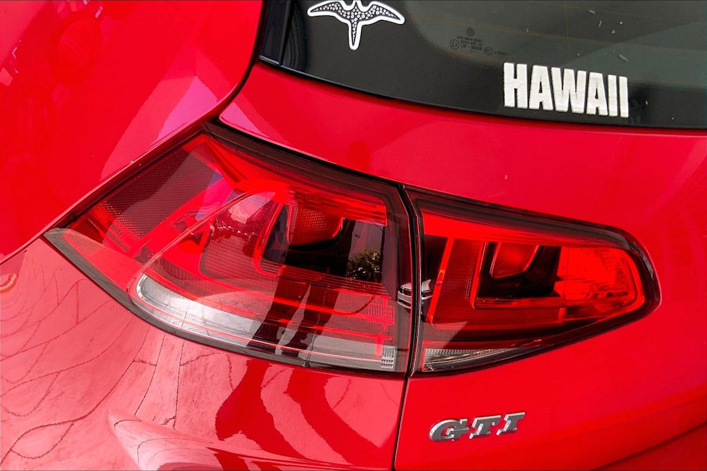Thumbnail: 2015 Volkswagen Golf - 31