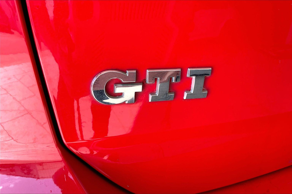Thumbnail: 2015 Volkswagen Golf - 7