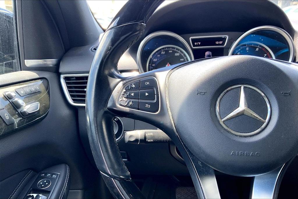 Thumbnail: 2018 Mercedes-Benz GLE - 23
