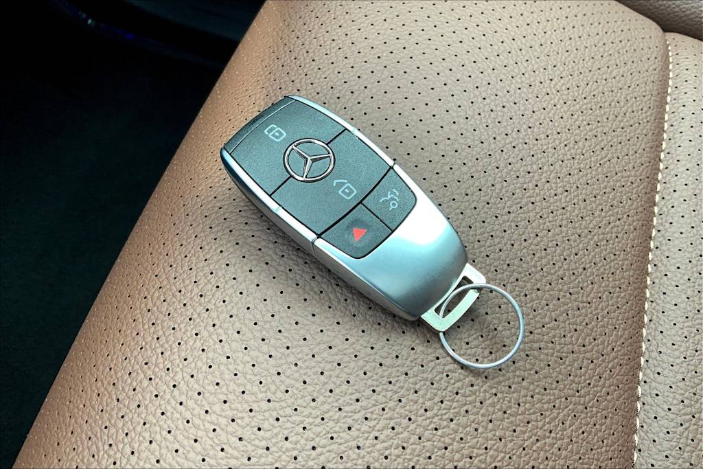 Thumbnail: 2025 Mercedes-Benz GLE - 19