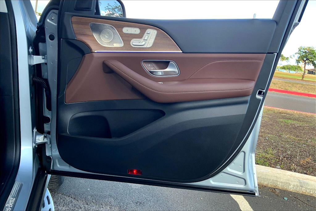 Thumbnail: 2025 Mercedes-Benz GLE - 27