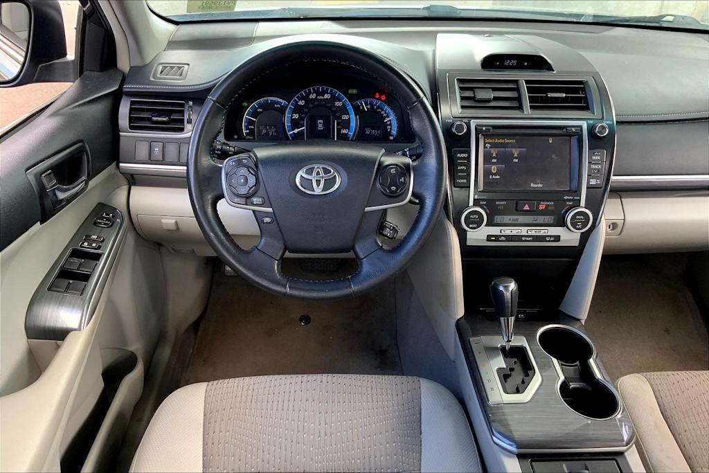 Thumbnail: 2014 Toyota Camry - 13