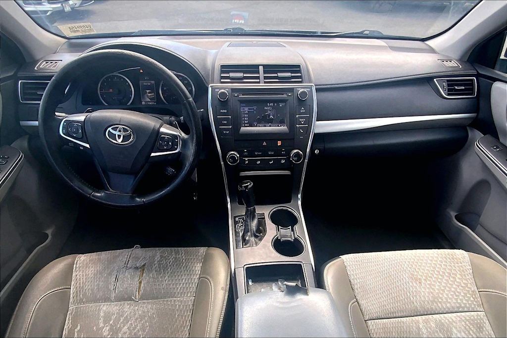 Thumbnail: 2015 Toyota Camry - 9