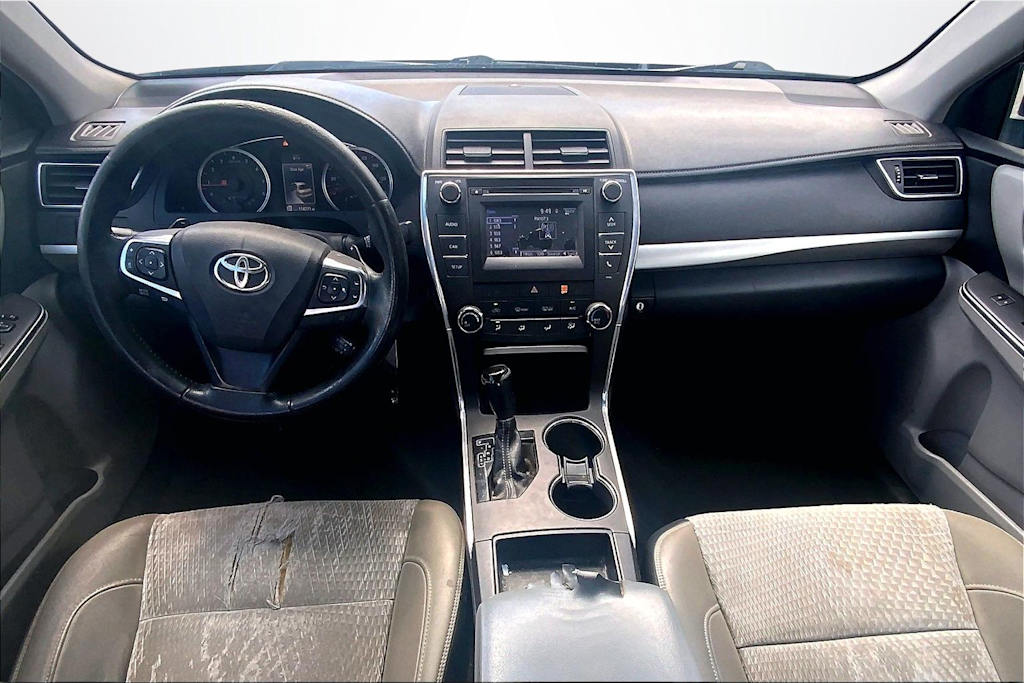 Thumbnail: 2015 Toyota Camry - 10