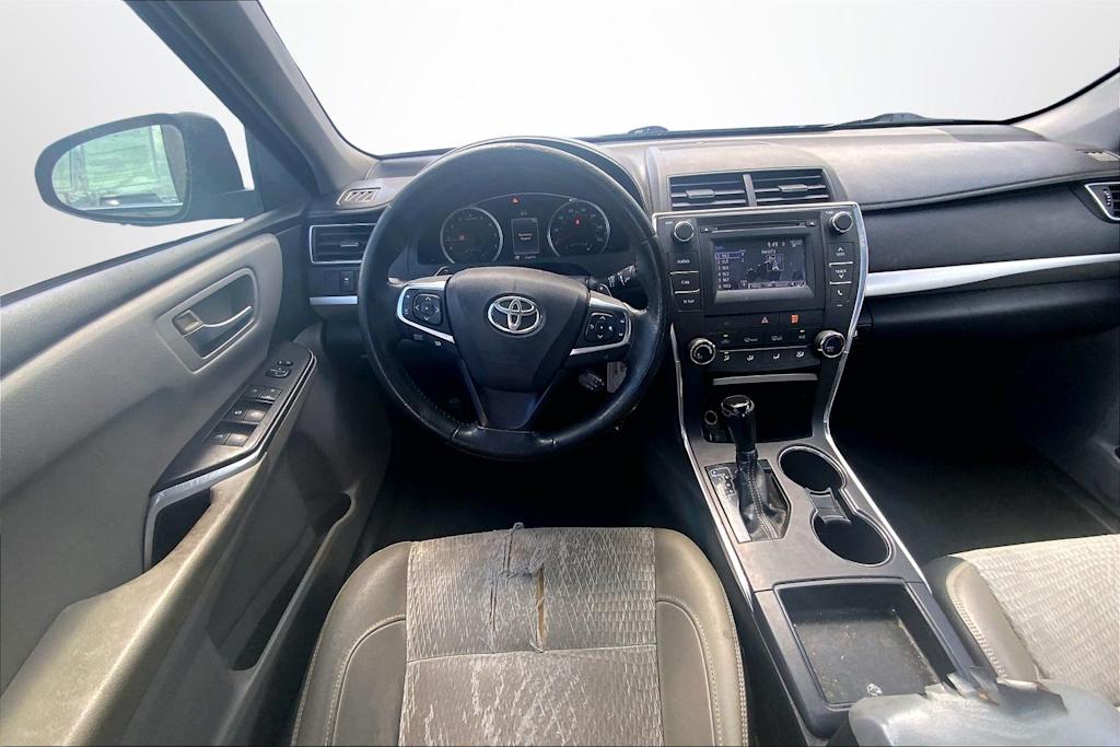 Thumbnail: 2015 Toyota Camry - 14