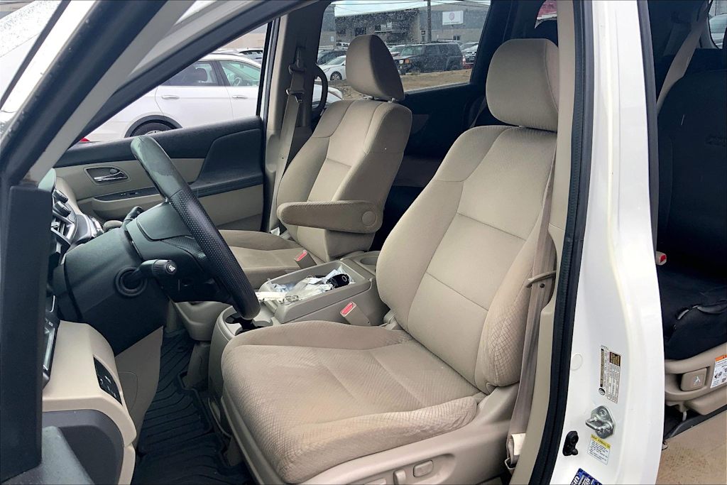 Thumbnail: 2015 Honda Odyssey - 10