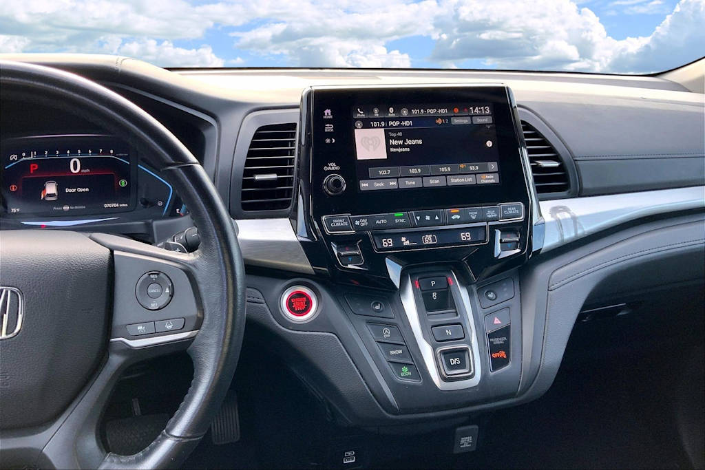 Thumbnail: 2022 Honda Odyssey - 15