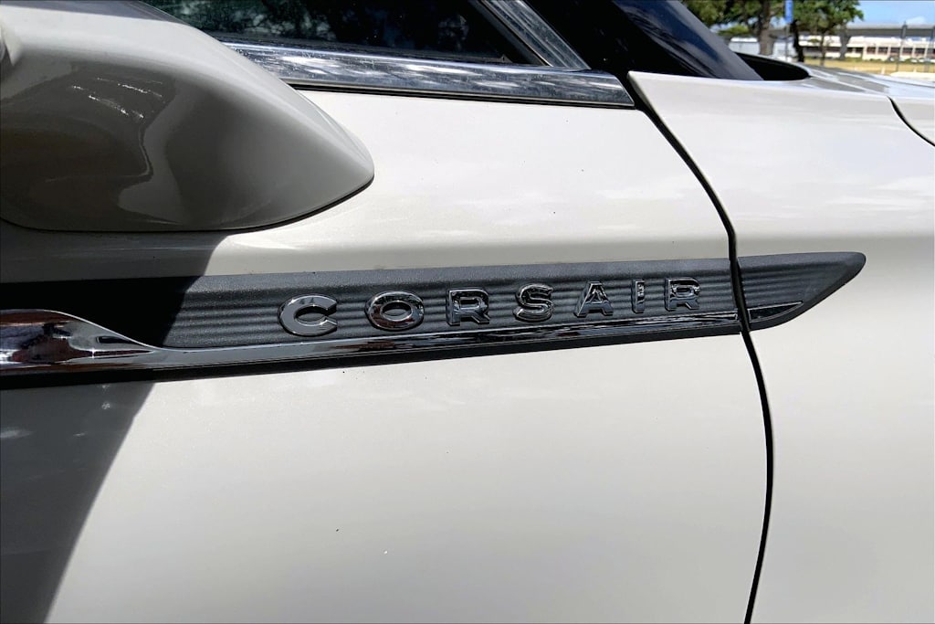 Thumbnail: 2022 Lincoln Corsair - 7