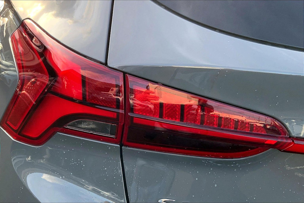 Thumbnail: 2022 Hyundai Santa Fe - 32
