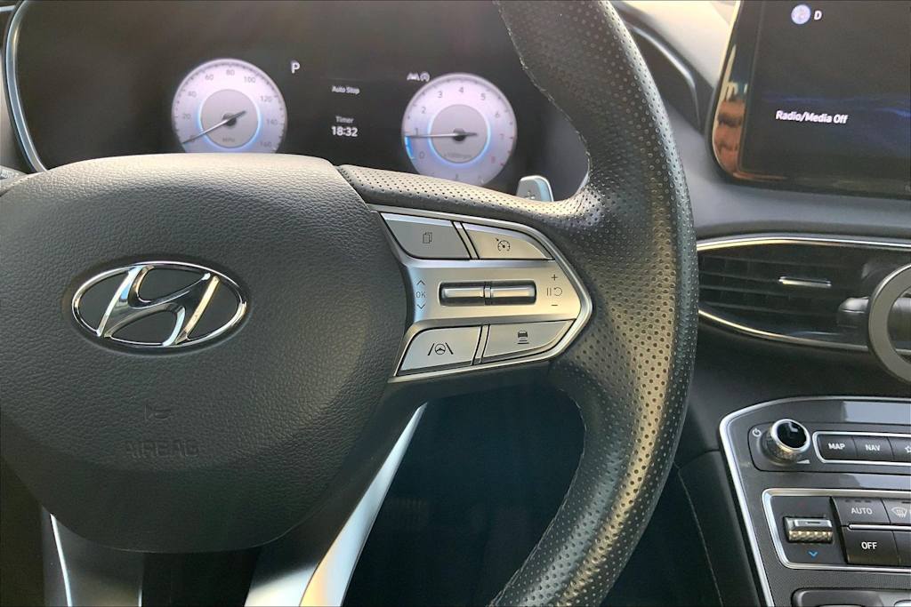 Thumbnail: 2022 Hyundai Santa Fe - 25