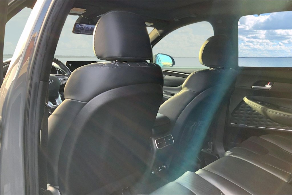 Thumbnail: 2022 Hyundai Santa Fe - 13