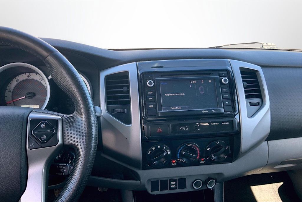 Thumbnail: 2014 Toyota Tacoma - 15
