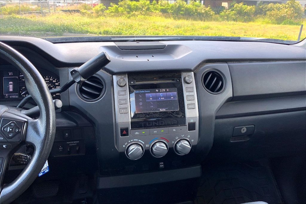 Thumbnail: 2019 Toyota Tundra - 15