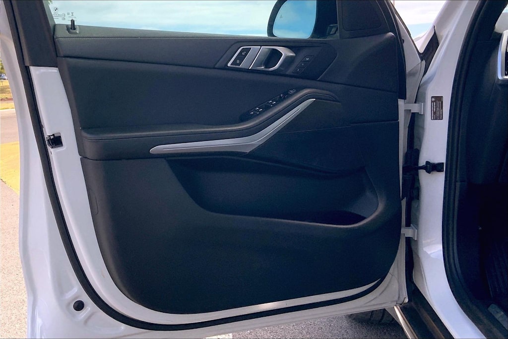 Thumbnail: 2022 BMW X5 - 27