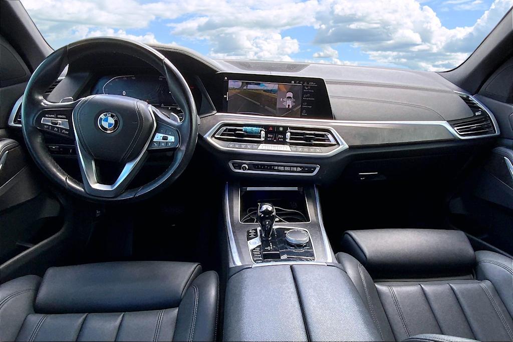Thumbnail: 2022 BMW X5 - 10