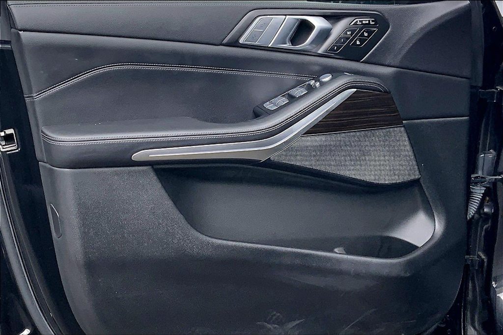 Thumbnail: 2021 BMW X7 - 27