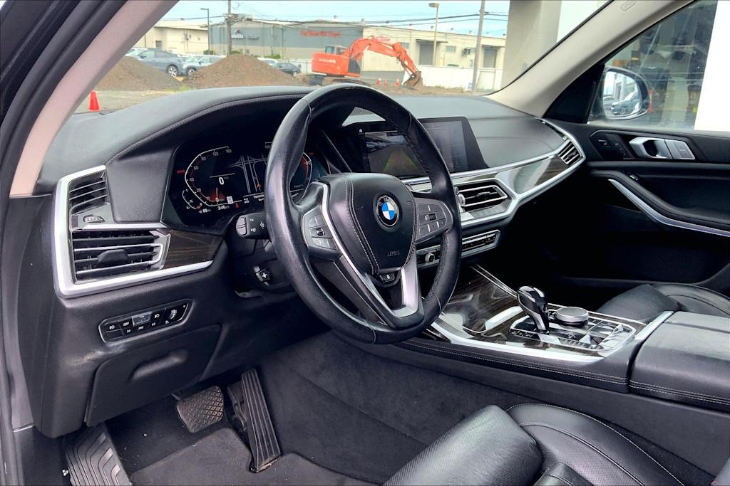Thumbnail: 2021 BMW X7 - 2