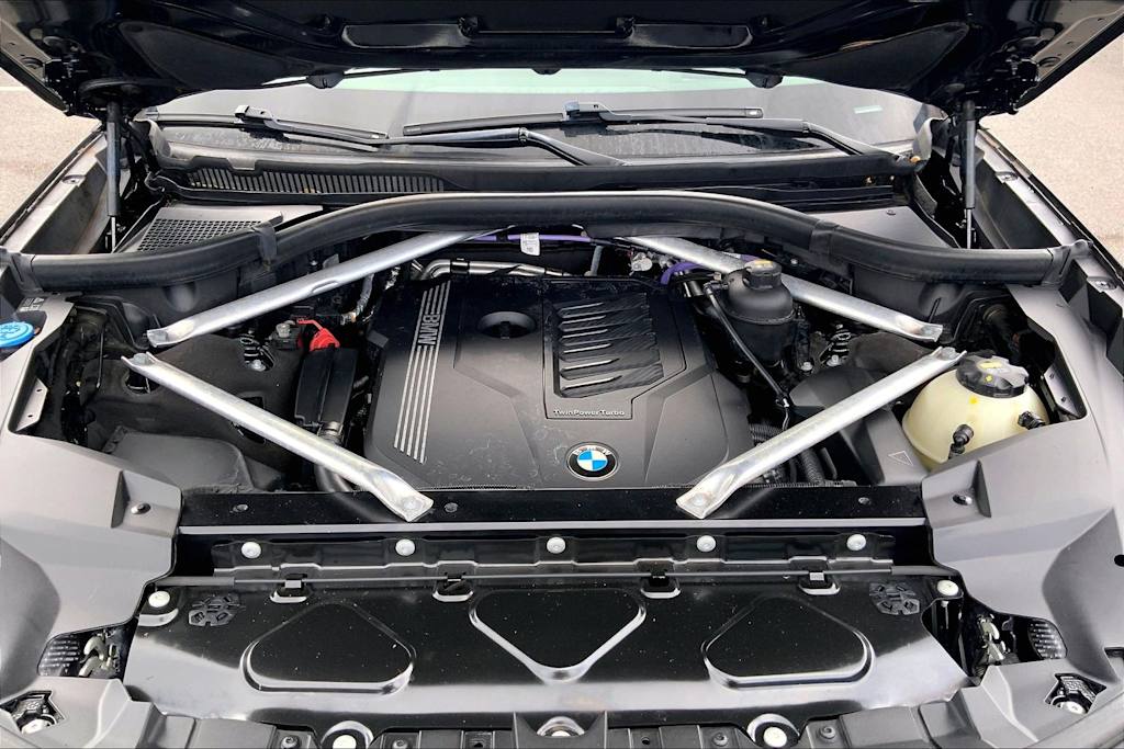 Thumbnail: 2021 BMW X7 - 9