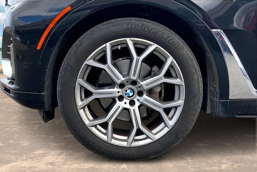 Thumbnail: 2021 BMW X7 - 8