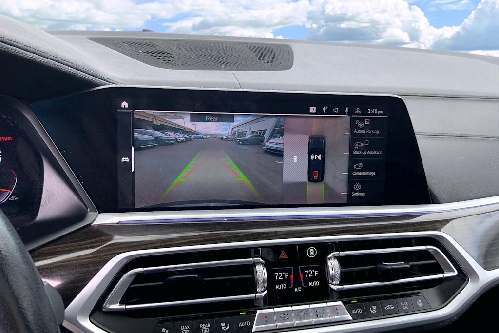 Thumbnail: 2021 BMW X7 - 16